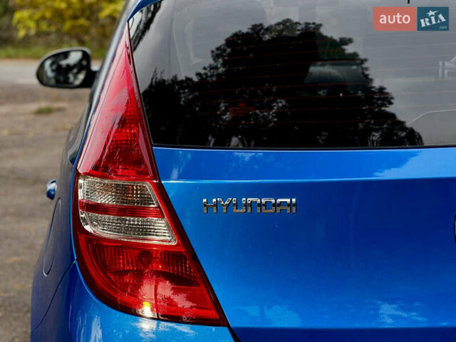 Синий Хендай i30, объемом двигателя 1.6 л и пробегом 189 тыс. км за 7999 $, фото 25 на Automoto.ua