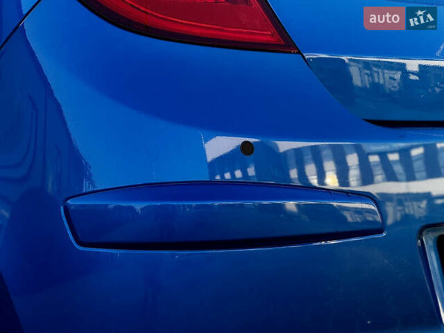 Синий Хендай i30, объемом двигателя 1.6 л и пробегом 192 тыс. км за 7800 $, фото 21 на Automoto.ua