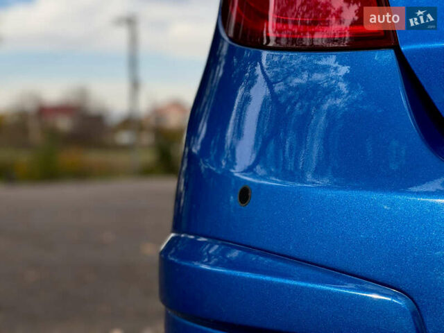 Синий Хендай i30, объемом двигателя 1.6 л и пробегом 189 тыс. км за 7900 $, фото 24 на Automoto.ua