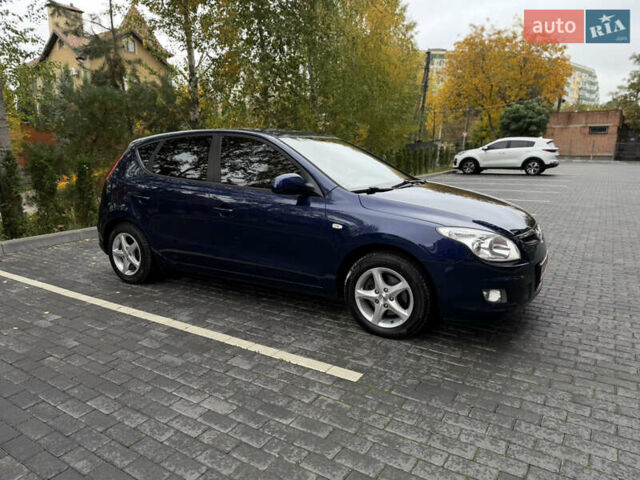 Синий Хендай i30, объемом двигателя 1.4 л и пробегом 191 тыс. км за 6200 $, фото 52 на Automoto.ua