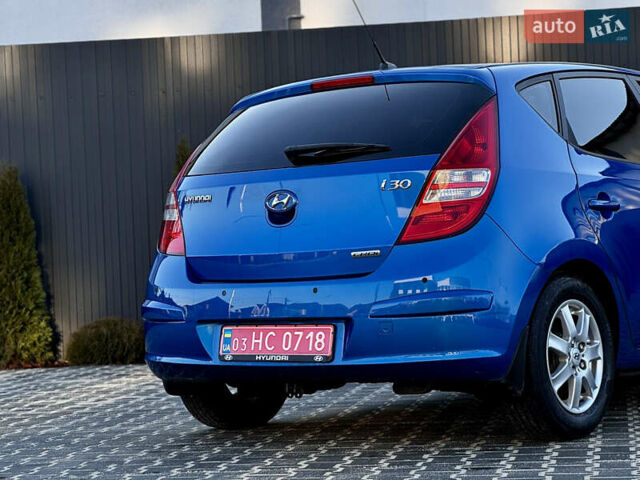 Синий Хендай i30, объемом двигателя 1.6 л и пробегом 192 тыс. км за 7800 $, фото 17 на Automoto.ua