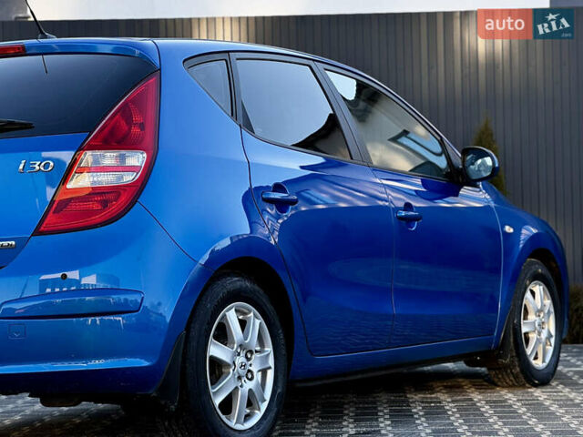 Синий Хендай i30, объемом двигателя 1.6 л и пробегом 192 тыс. км за 7800 $, фото 18 на Automoto.ua