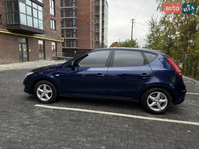 Синий Хендай i30, объемом двигателя 1.4 л и пробегом 191 тыс. км за 6200 $, фото 20 на Automoto.ua