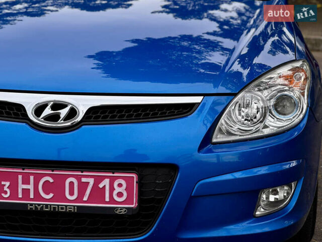Синий Хендай i30, объемом двигателя 1.6 л и пробегом 189 тыс. км за 7900 $, фото 8 на Automoto.ua