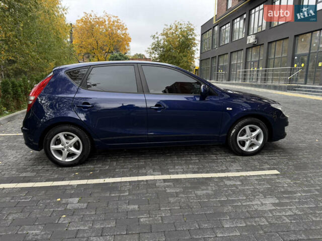 Синий Хендай i30, объемом двигателя 1.4 л и пробегом 191 тыс. км за 6200 $, фото 46 на Automoto.ua