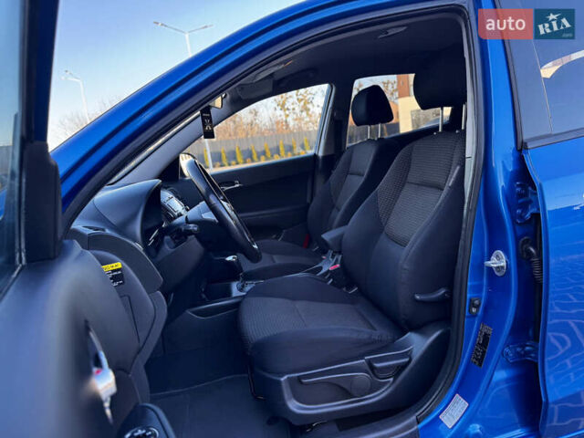Синий Хендай i30, объемом двигателя 1.6 л и пробегом 192 тыс. км за 7800 $, фото 30 на Automoto.ua