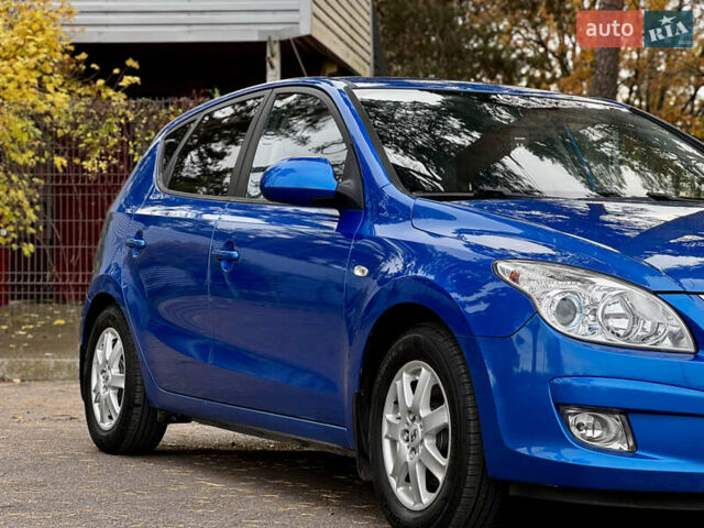Синий Хендай i30, объемом двигателя 1.6 л и пробегом 189 тыс. км за 7999 $, фото 13 на Automoto.ua