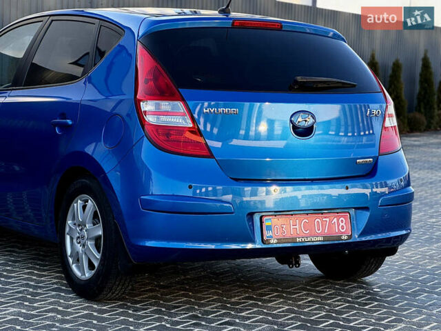 Синий Хендай i30, объемом двигателя 1.6 л и пробегом 192 тыс. км за 7800 $, фото 24 на Automoto.ua