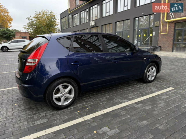Синий Хендай i30, объемом двигателя 1.4 л и пробегом 191 тыс. км за 6200 $, фото 42 на Automoto.ua