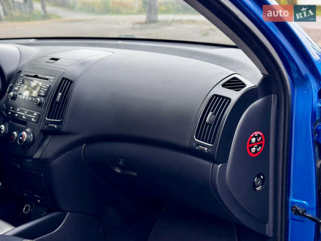 Синий Хендай i30, объемом двигателя 1.6 л и пробегом 189 тыс. км за 7999 $, фото 35 на Automoto.ua