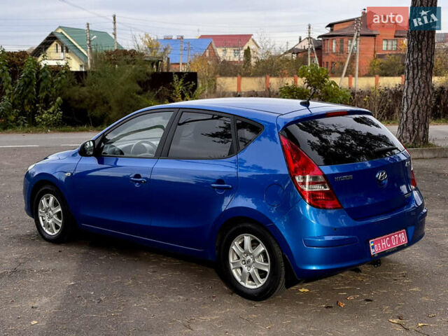 Синий Хендай i30, объемом двигателя 1.6 л и пробегом 189 тыс. км за 7900 $, фото 19 на Automoto.ua