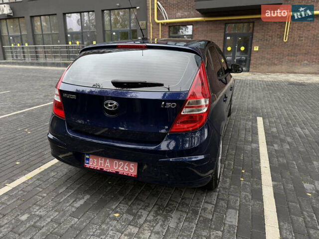 Синий Хендай i30, объемом двигателя 1.4 л и пробегом 191 тыс. км за 6200 $, фото 36 на Automoto.ua