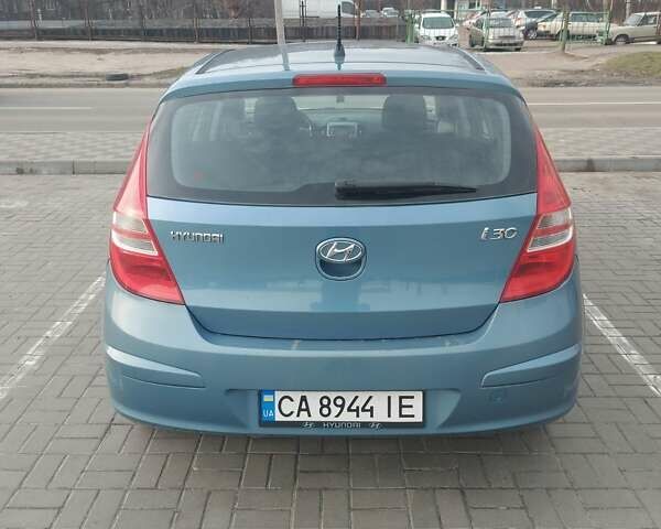 Синій Хендай i30, об'ємом двигуна 1.6 л та пробігом 290 тис. км за 5900 $, фото 1 на Automoto.ua