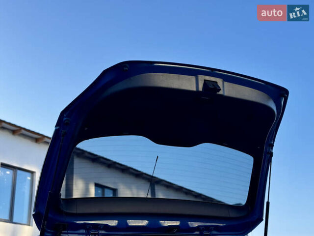 Синий Хендай i30, объемом двигателя 1.6 л и пробегом 192 тыс. км за 7800 $, фото 52 на Automoto.ua