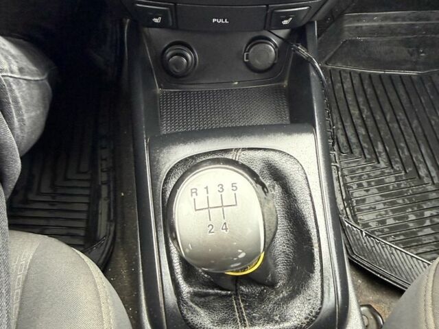 Синій Хендай i30, об'ємом двигуна 1.4 л та пробігом 126 тис. км за 5850 $, фото 11 на Automoto.ua