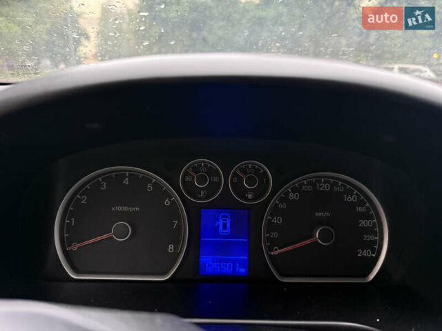 Синий Хендай i30, объемом двигателя 1.4 л и пробегом 124 тыс. км за 4500 $, фото 6 на Automoto.ua