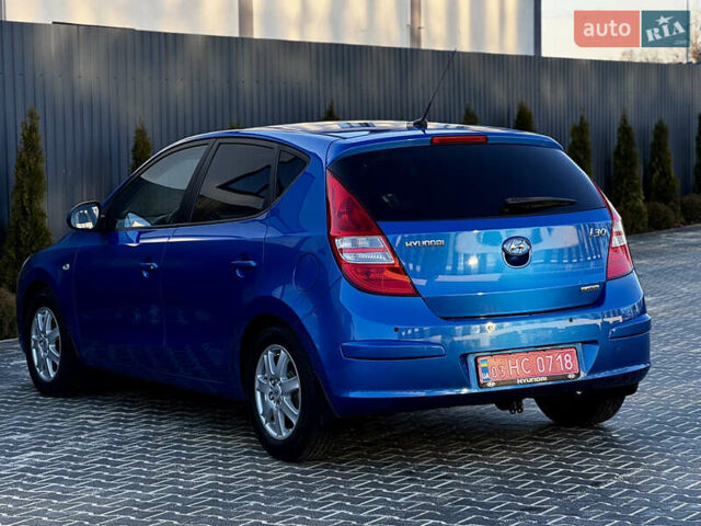 Синий Хендай i30, объемом двигателя 1.6 л и пробегом 192 тыс. км за 7800 $, фото 23 на Automoto.ua