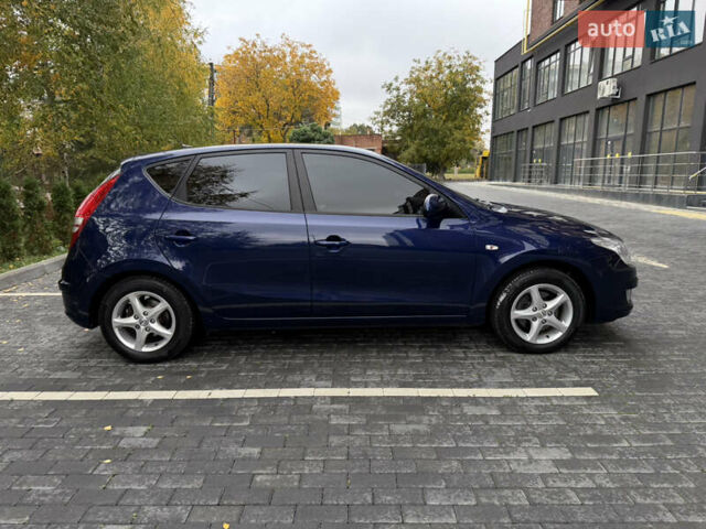 Синий Хендай i30, объемом двигателя 1.4 л и пробегом 191 тыс. км за 6200 $, фото 47 на Automoto.ua