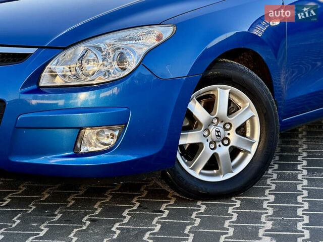 Синий Хендай i30, объемом двигателя 1.6 л и пробегом 192 тыс. км за 7800 $, фото 11 на Automoto.ua