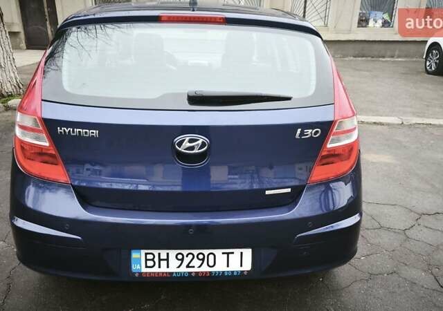 Синий Хендай i30, объемом двигателя 1.59 л и пробегом 104 тыс. км за 8300 $, фото 8 на Automoto.ua