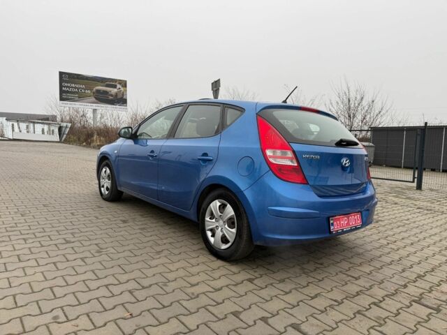 Синий Хендай i30, объемом двигателя 1.4 л и пробегом 235 тыс. км за 6153 $, фото 5 на Automoto.ua