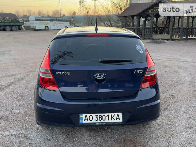 Синій Хендай i30, об'ємом двигуна 1.4 л та пробігом 193 тис. км за 5600 $, фото 8 на Automoto.ua