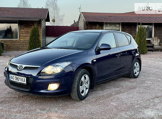 Синій Хендай i30, об'ємом двигуна 1.4 л та пробігом 193 тис. км за 5600 $, фото 2 на Automoto.ua