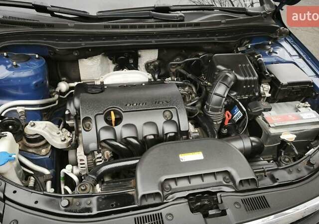 Синий Хендай i30, объемом двигателя 1.59 л и пробегом 104 тыс. км за 8300 $, фото 5 на Automoto.ua