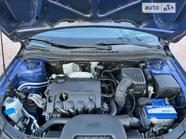 Синій Хендай i30, об'ємом двигуна 1.4 л та пробігом 193 тис. км за 5600 $, фото 17 на Automoto.ua