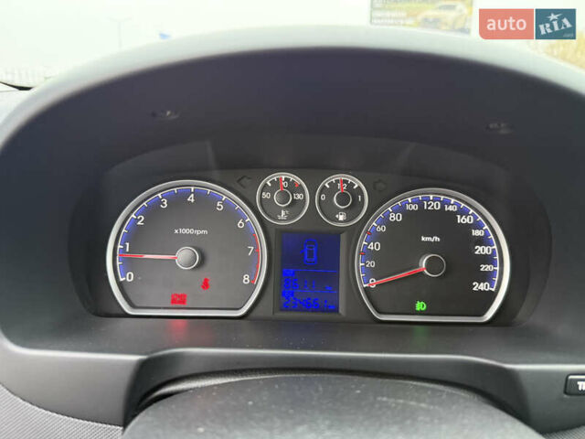 Синий Хендай i30, объемом двигателя 1.4 л и пробегом 235 тыс. км за 6350 $, фото 16 на Automoto.ua