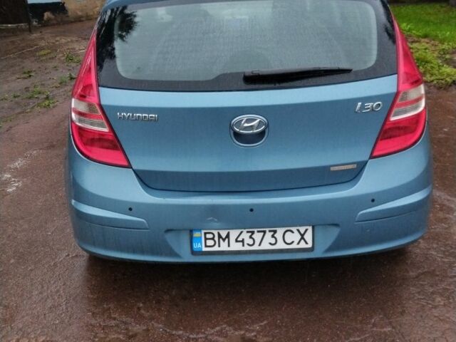 Синий Хендай i30, объемом двигателя 1.6 л и пробегом 280 тыс. км за 4999 $, фото 1 на Automoto.ua