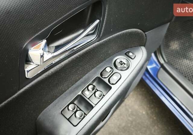 Синий Хендай i30, объемом двигателя 1.59 л и пробегом 104 тыс. км за 8300 $, фото 14 на Automoto.ua