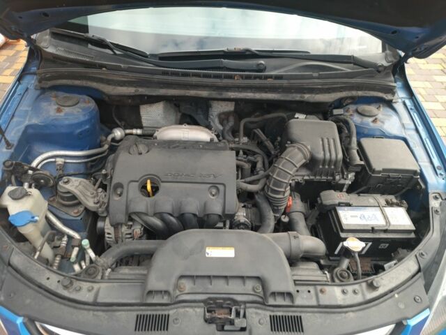 Синій Хендай i30, об'ємом двигуна 1.6 л та пробігом 220 тис. км за 7200 $, фото 22 на Automoto.ua