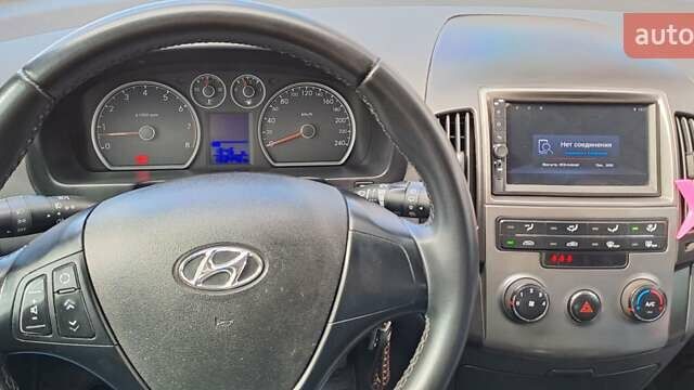 Синий Хендай i30, объемом двигателя 1.59 л и пробегом 139 тыс. км за 7200 $, фото 11 на Automoto.ua