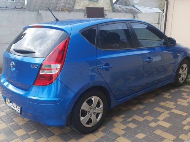 Синій Хендай i30, об'ємом двигуна 1.6 л та пробігом 220 тис. км за 7200 $, фото 8 на Automoto.ua