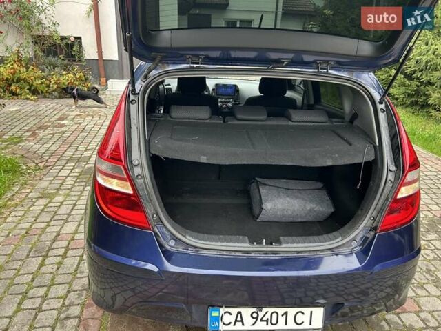 Синий Хендай i30, объемом двигателя 1.4 л и пробегом 155 тыс. км за 6700 $, фото 12 на Automoto.ua
