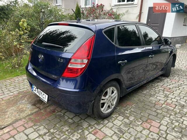 Синий Хендай i30, объемом двигателя 1.4 л и пробегом 155 тыс. км за 6700 $, фото 5 на Automoto.ua