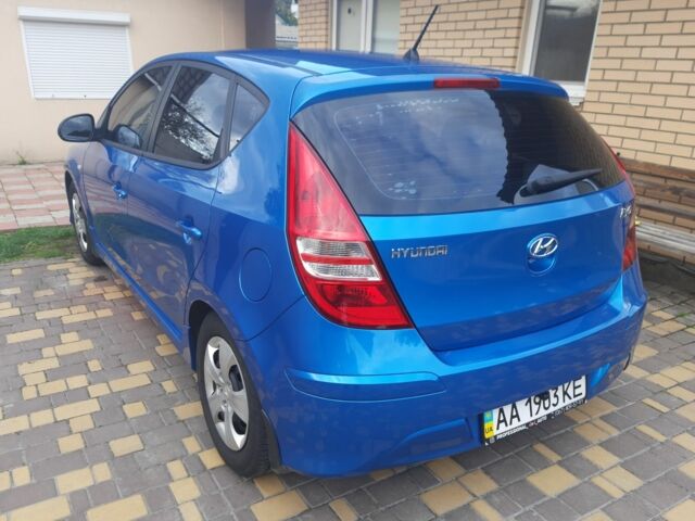 Синій Хендай i30, об'ємом двигуна 1.6 л та пробігом 220 тис. км за 7200 $, фото 9 на Automoto.ua