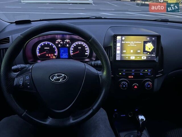 Синий Хендай i30, объемом двигателя 1.59 л и пробегом 174 тыс. км за 8500 $, фото 9 на Automoto.ua