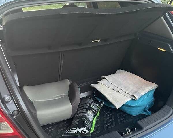 Синій Хендай i30, об'ємом двигуна 1.59 л та пробігом 115 тис. км за 7980 $, фото 14 на Automoto.ua