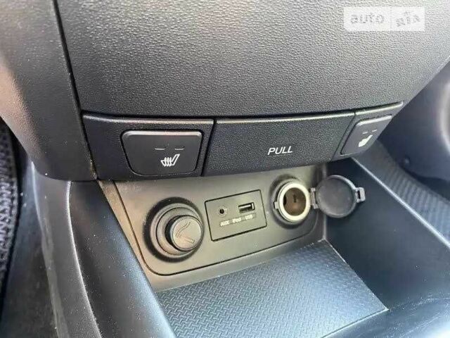 Синий Хендай i30, объемом двигателя 1.6 л и пробегом 248 тыс. км за 7500 $, фото 14 на Automoto.ua