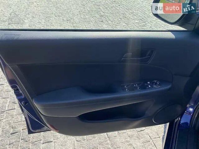 Синій Хендай i30, об'ємом двигуна 1.59 л та пробігом 245 тис. км за 7800 $, фото 10 на Automoto.ua