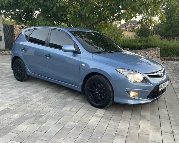 Синій Хендай i30, об'ємом двигуна 1.59 л та пробігом 115 тис. км за 7980 $, фото 2 на Automoto.ua
