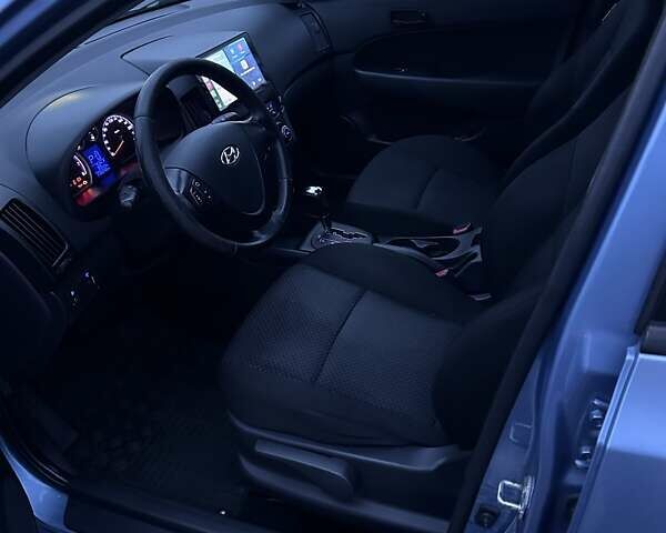 Синий Хендай i30, объемом двигателя 1.59 л и пробегом 174 тыс. км за 8500 $, фото 14 на Automoto.ua