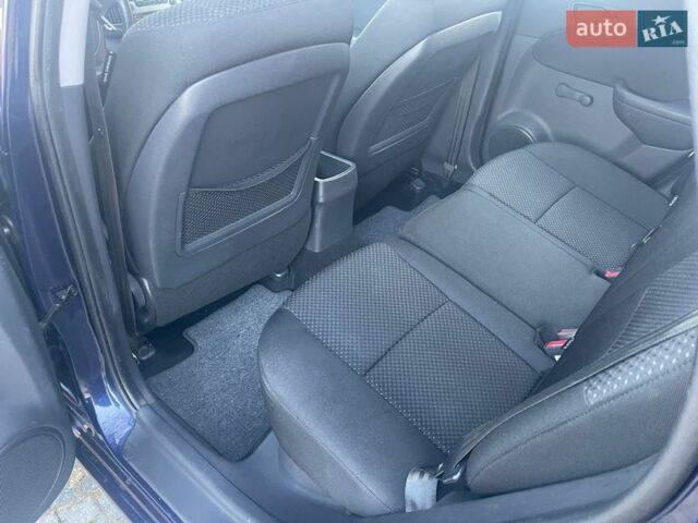 Синий Хендай i30, объемом двигателя 1.4 л и пробегом 225 тыс. км за 7000 $, фото 13 на Automoto.ua