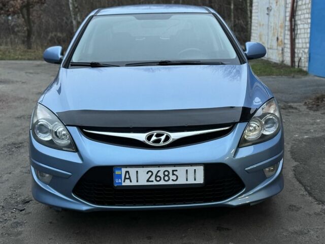Синий Хендай i30, объемом двигателя 1.6 л и пробегом 185 тыс. км за 6750 $, фото 1 на Automoto.ua