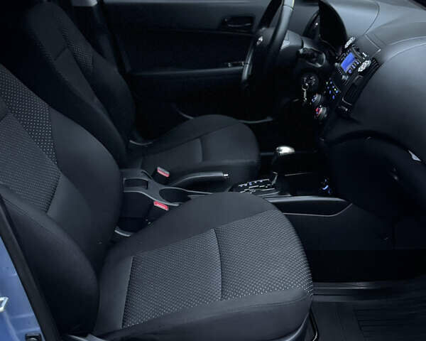 Синій Хендай i30, об'ємом двигуна 1.6 л та пробігом 178 тис. км за 6300 $, фото 10 на Automoto.ua