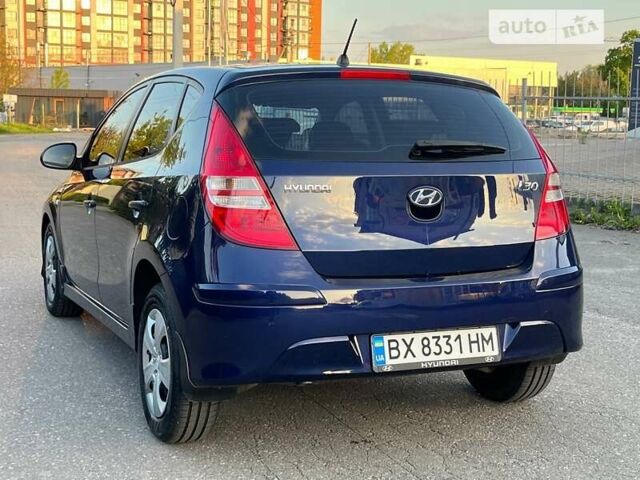 Синій Хендай i30, об'ємом двигуна 1.4 л та пробігом 214 тис. км за 5800 $, фото 5 на Automoto.ua