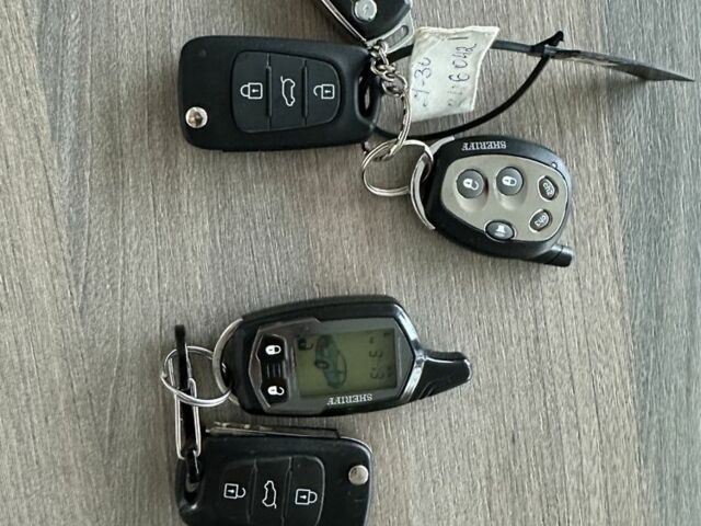 Хендай i30 2011 в Киеве на Automoto.ua Синий Хендай i30, объемом двигателя 1.6 л и пробегом 160 тыс. км за 8700 $, фото 21 на Automoto.ua