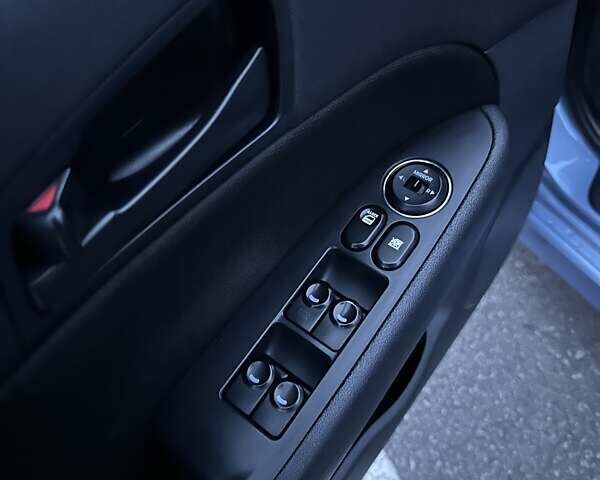 Синий Хендай i30, объемом двигателя 1.59 л и пробегом 174 тыс. км за 8500 $, фото 11 на Automoto.ua